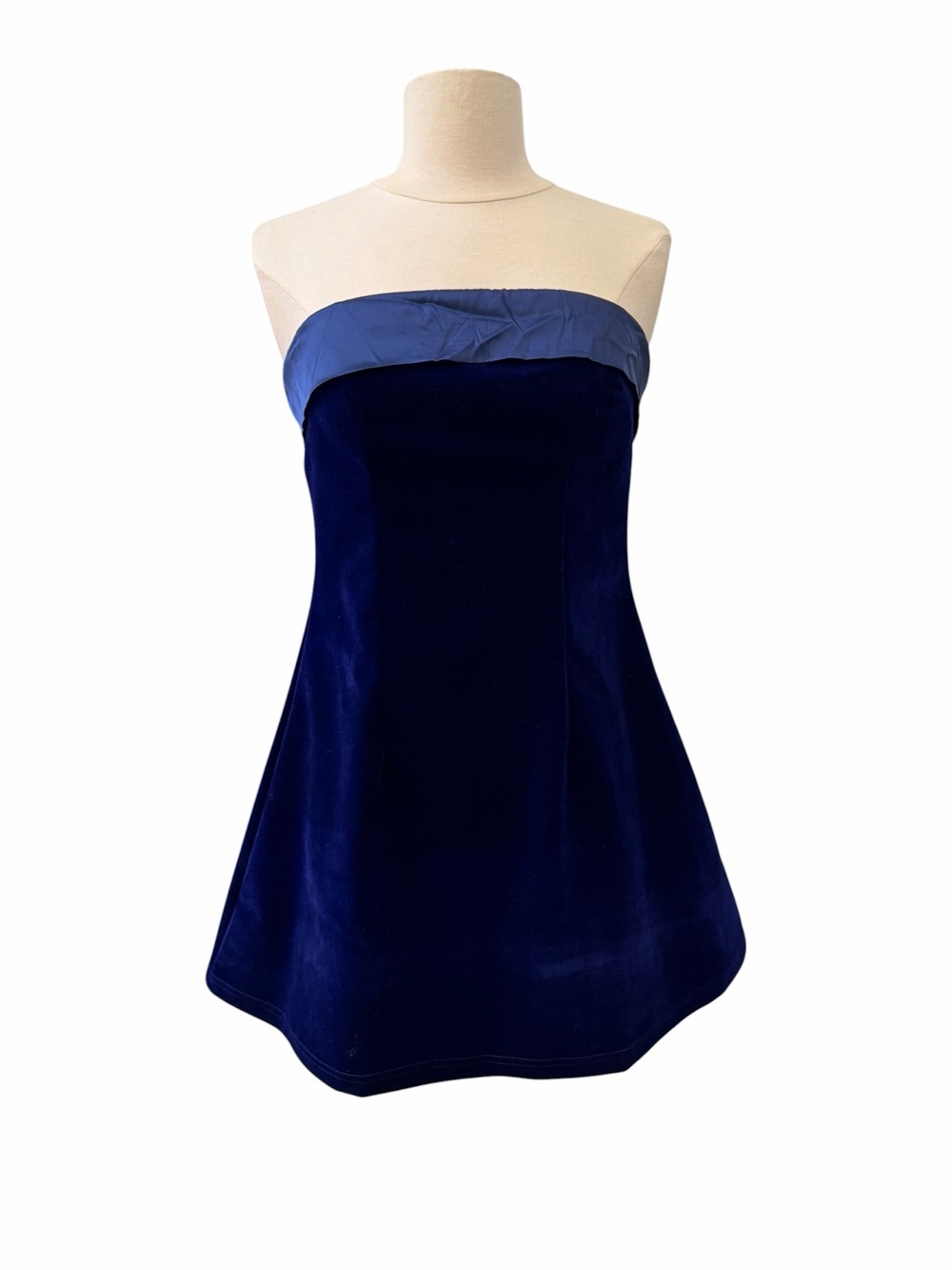 NWOT Velvet Strapless Bodycon Mini Dress - Size Medium